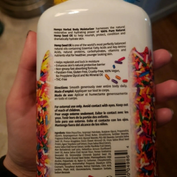 NEW DISCONTINUED Buttercream birthday cake lotion - Picture 4 of 5